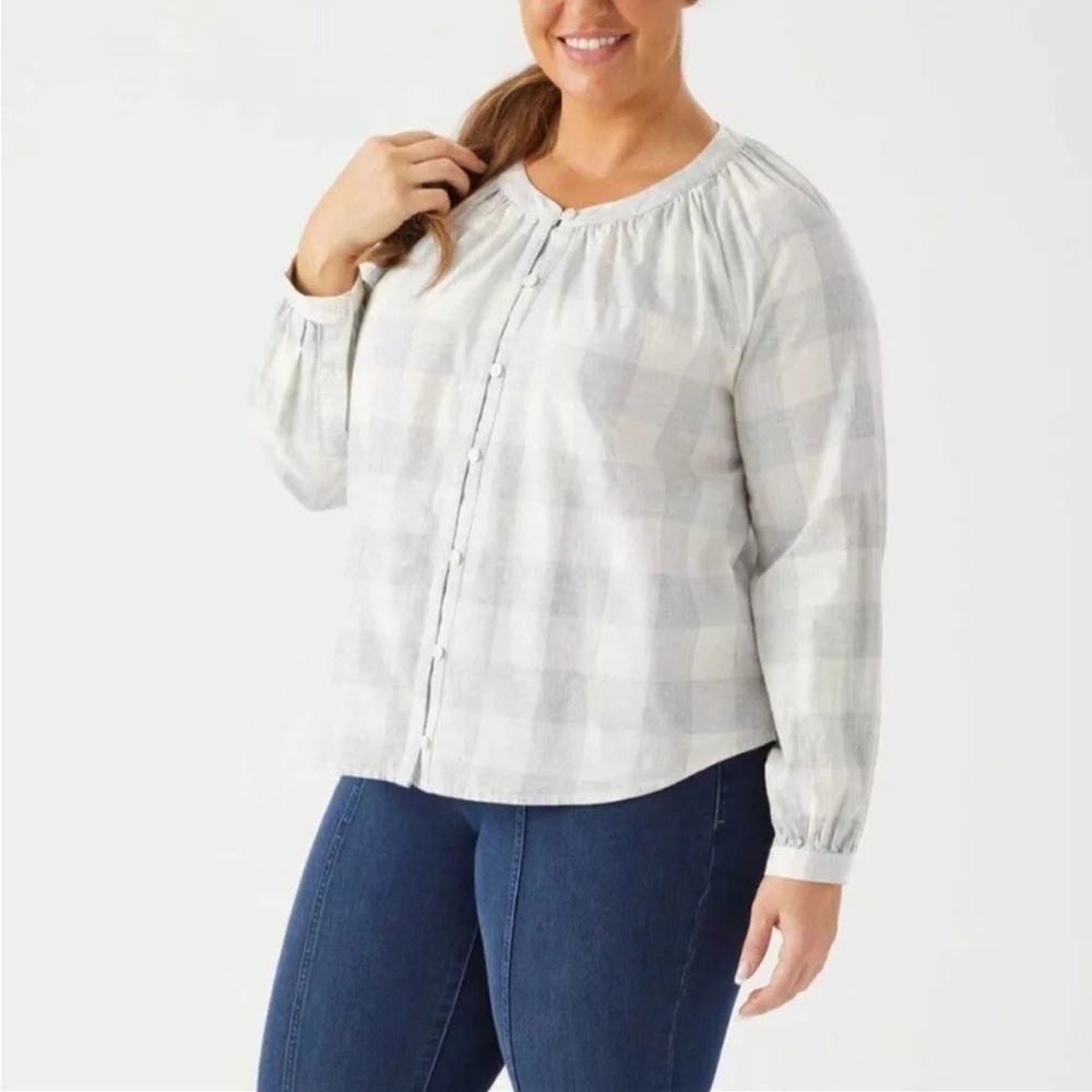 Duluth Trading Co White and Gray Button Down Shirt
